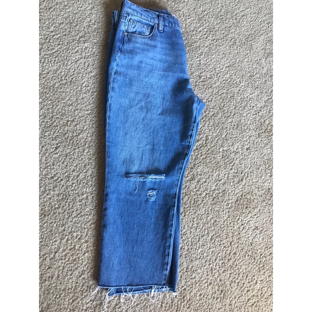 Distressed cropped mom style jeans